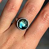 Prstene - Elegant Labradorite Stainless Steel Ring / Elegantný prsteň s labradoritom z chirurgickej ocele E023 - 16400776_
