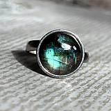 Prstene - Elegant Labradorite Stainless Steel Ring / Elegantný prsteň s labradoritom z chirurgickej ocele E023 - 16400781_