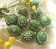 Dekorácie - Zelené madeirové kraslice na zavesenie - 16400756_