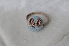 Ozdoby do vlasov - Ručne vyšívaná ľanová gumička do vlasov - Klasy - 16402517_