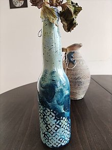 Dekorácie - Fľaša ako váza  na dekoráciu (Modrá) - 16405317_