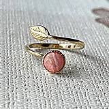 Prstene - Simple Leaf Rhodochrosite Ag925 Gold Plated Ring / Strieborný pozlátený prsteň s rodochrozitom - 16408180_
