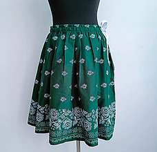 Sukne - Tmavozelená sukňa nariasená s bordúrou a stuhou - 16407341_