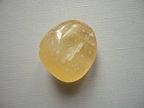 Minerály - Troml. – kalcit žlutý 27 mm, č.33f - 16407181_
