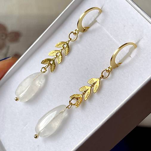 Steel Gold Earrings E024 (Moonstone Steel Gold Earrings / Náušnice mesačný kameň,)