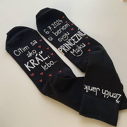Maľované ponožky pre ženícha (Biela + červená na čiernych s menom “princeznej”)