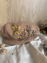 Čiapky, čelenky, klobúky - Baretka so zimnou vetvičkou - 16409916_