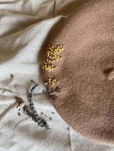 Čiapky, čelenky, klobúky - Baretka so zimnou vetvičkou - 16409919_