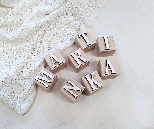 Hračky - drevené kocky s menom - 16413081_