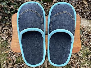 Ponožky, pančuchy, obuv - Veľké modré riflové papuče s vreckom - 16421687_