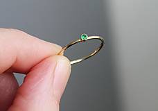 Prstene - Zlatý prsteň mini mini - zelený - 16424529_