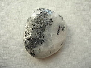 Minerály - Placka - křišťál s turmalínem 40 mm, č.793f - 16425569_