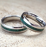 Prstene - Snubné oceľové prstene s malachitom - 16429654_