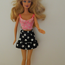 Hračky - Dvojkomplety a trojkomplety pre Barbie (Ružovo biela blúzka a suknička) - 16429286_