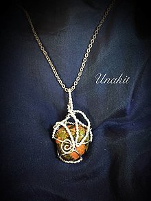 Náhrdelníky - náhrdelník s unakitom - 16433278_