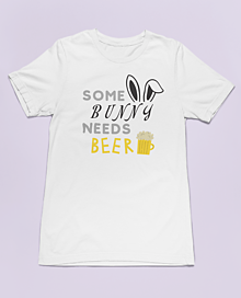 Topy, tričká, tielka - Pánske tričko s potlačou - Some bunny needs beer - 16434215_