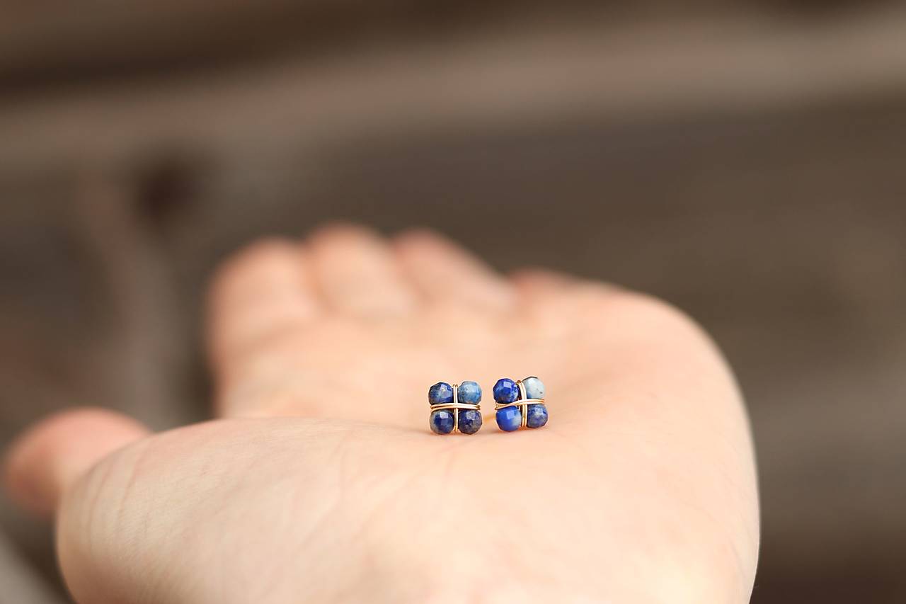 Napichovačky z minerálu lapis lazuli