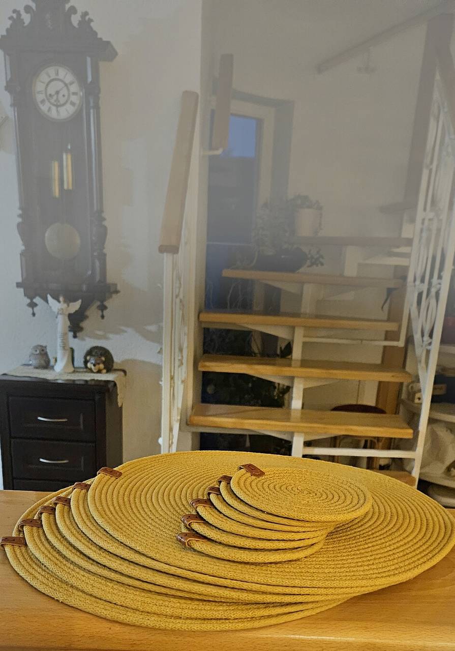 Prestieranie na jedálenský stôl