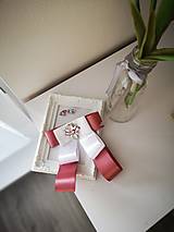 Brošne - Ružovo-biely folk set brošňa + náušničky - 16439545_