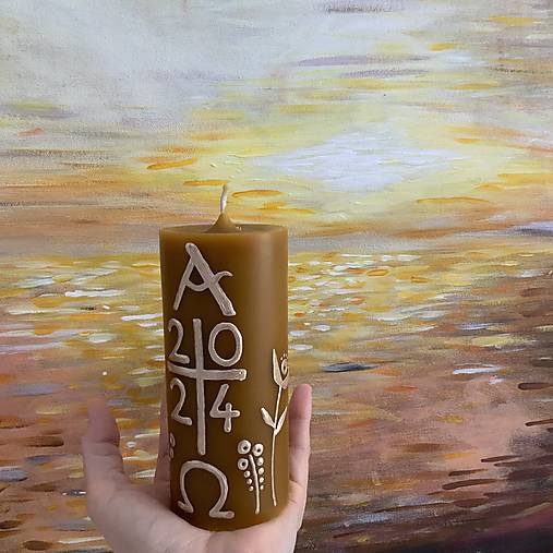 Maľovaný domáci paškál “2024” (Alfa a omega s  krížom a  folk kvetmi (zlatá 2))