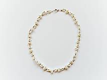 Náhrdelníky - Perlový náhrdelník s kvetmi - 16439314_