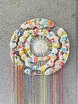 Dekorácie - Kruhová tapiséria "Farebný dážď" - 16441001_