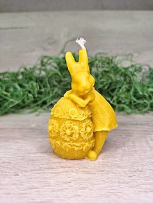 Svietidlá a sviečky - Sviečka z vosku Zajko a Zajačica s veľkonočným vajíčkom (Žltá - zajačica) - 16446045_