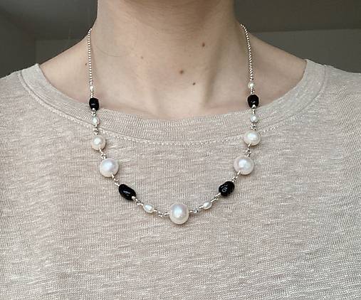 Strieborný perlový náhrdelník - Rosa III.