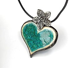Náhrdelníky - Cínový šperk Tyrkysové srdce - 16447275_