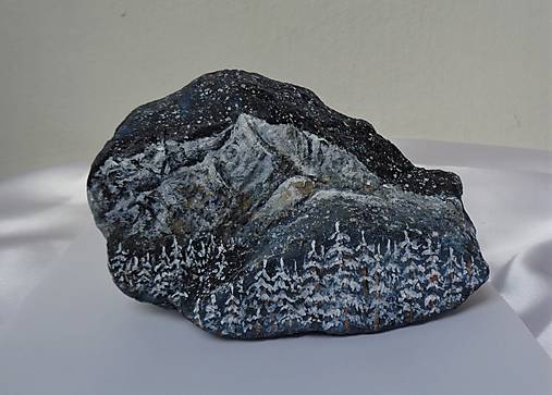 Kriváň na skale