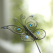 Dekorácie - motýľ letí- zápich  (modrá) - 16455748_