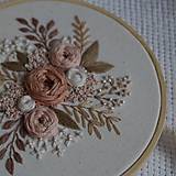 Dekorácie - Výšivka Spring - 16456808_
