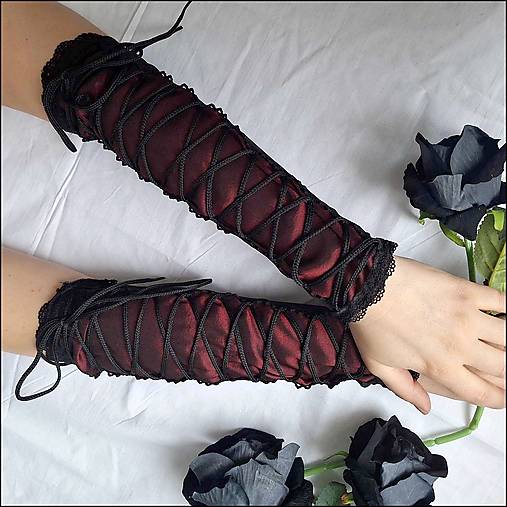 Gotické rukávy