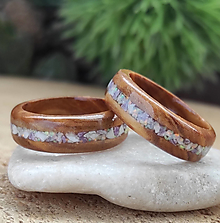 Prstene - Olivové prsteny s opálem a čaroitem - 16459400_