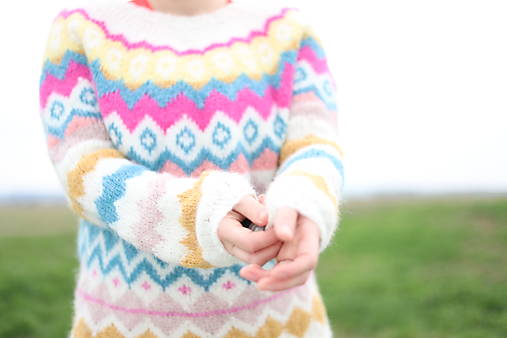 PRIADKA pestrý vlnený pletený sveter s nórskym vzorom