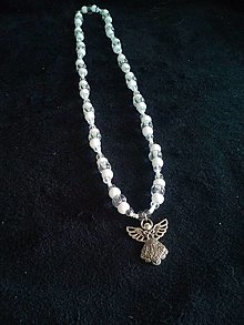 Náhrdelníky - Elegantný náhrdelník z príveskom Anjel - 16466165_