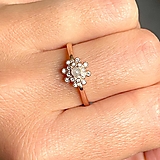 Prstene - Rose Gold Plated Diamond Zircone AG925 Ring / Jemný strieborný pozlátený prsteň s diamantom a zirkónmi E027 - 16468157_