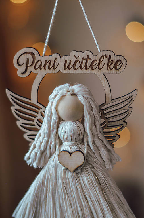 Dekorácie - Macrame anjelik, Pani učiteľke, Pani vychovávateľke  (Biela, Pani učiteľke) - 16466900_