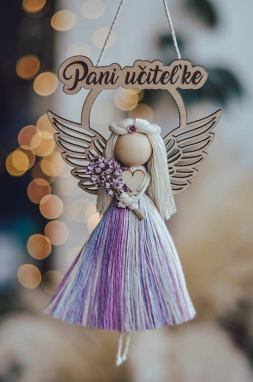 Dekorácie - Macrame anjelik, Pani učiteľke, Pani vychovávateľke  (Fialová, Pani učiteľke) - 16466904_