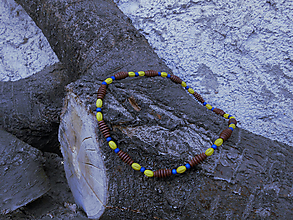 Pánske šperky - Korále dřevěné hnědá + žlutá + modrá - 16469722_