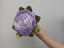 Dekorácie - Fialová ruža vo fialovom kornútku - 16471864_