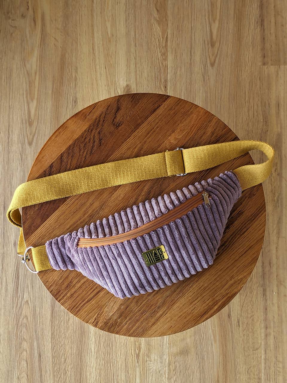 Menčestrová ľadvinka - fialová