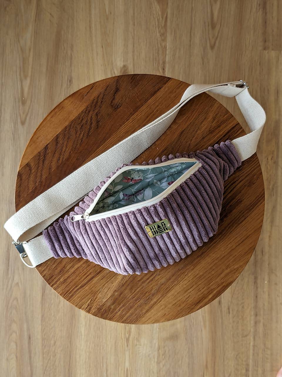 Menčestrová ľadvinka - fialová