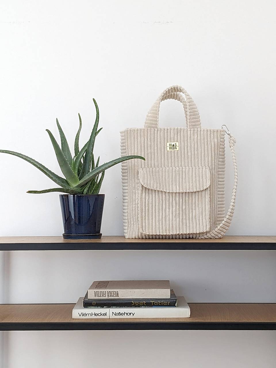 Menčestrová kabelka  M A R I - béžová