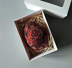 Dekorácie - Veľkonočné vajíčko z korálikov - v krabičke - 16476356_