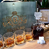 Nádoby - Personalizovaná Karafa na Whisky Set Clásico +4 Poháre, Kamene - 16477658_