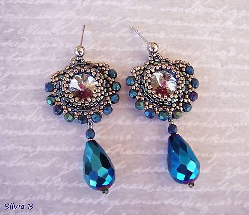 Náušnice - Luxusné modré Swarovski náušnice - 16485217_