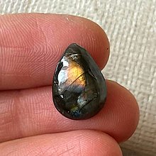Minerály - SUPER CENA Labradorit kabošon mix tvarov / L-0012 (č.16) - 16489767_