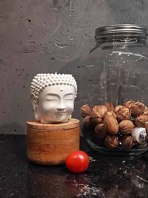 Ručne odlievaná sójová sviečka v sádrovej podobe Budhu, sviečka na jogu, meditáciu 170 ml