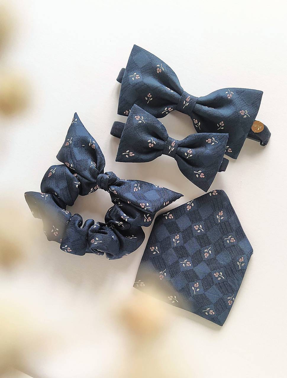 Tmavomodrý set pre troch